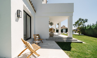 Villa reformada en venta en estilo arquitectónico andaluz moderno en Nueva Andalucía, Marbella 778568 