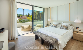 Villa de lujo de elegante diseño en venta rodeada de campos de golf en el valle de Nueva Andalucía, Marbella 778789 