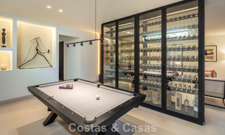 Villa de lujo de elegante diseño en venta rodeada de campos de golf en el valle de Nueva Andalucía, Marbella 778792 