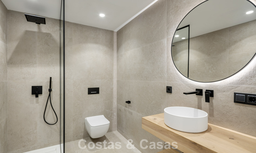 Impresionante villa de lujo en venta de arquitectura mediterránea contemporánea en un resort de golf, Marbella - Benahavis 778426