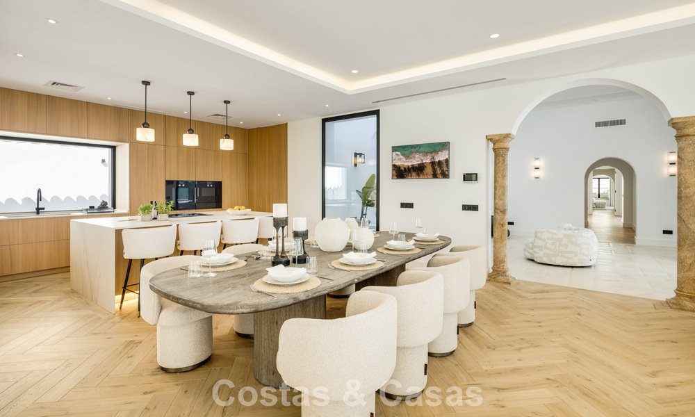 Impresionante villa de lujo en venta de arquitectura mediterránea contemporánea en un resort de golf, Marbella - Benahavis 778438