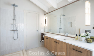 Ático dúplex bellamente renovado en venta en un complejo exclusivo en la prestigiosa Milla de Oro de Marbella 778632 