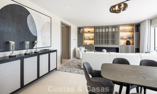 Ático dúplex bellamente renovado en venta en un complejo exclusivo en la prestigiosa Milla de Oro de Marbella 778639 