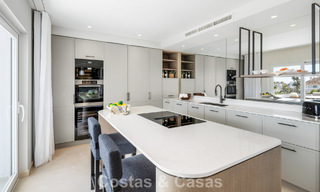 Ático dúplex bellamente renovado en venta en un complejo exclusivo en la prestigiosa Milla de Oro de Marbella 778641 