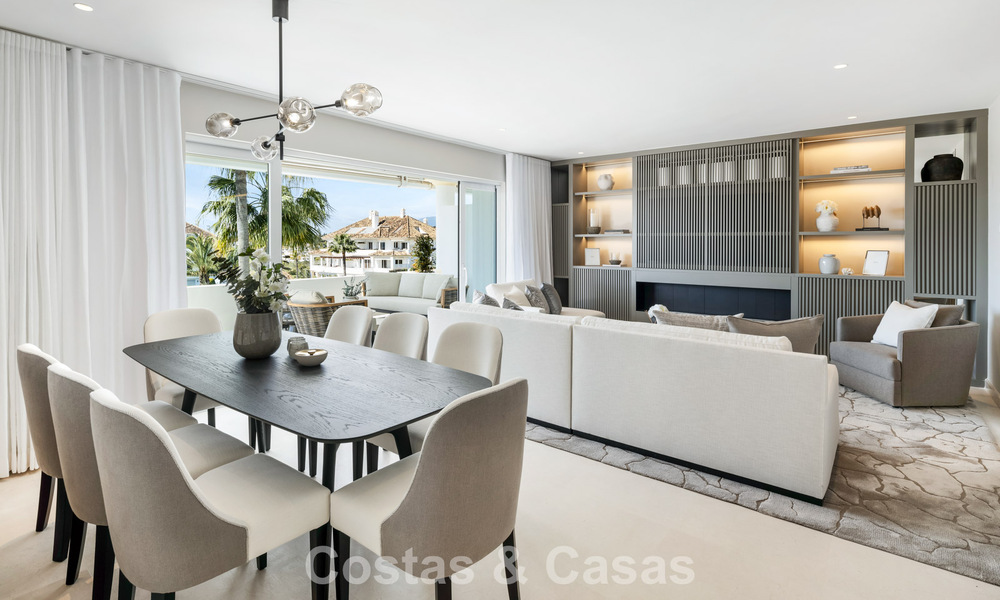 Ático dúplex reformado de primera clase en venta en un complejo de lujo cerrado en la codiciada Milla de Oro de Marbella 778660
