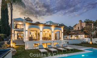 Villa de lujo refinada de estilo mediterráneo moderno en venta con vistas al mar en un complejo cerrado en la Milla de Oro de Marbella 778753 