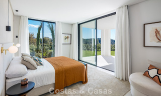 Sofisticada villa de lujo con vistas panorámicas al mar en venta en una comunidad cerrada de La Quinta, Marbella - Benahavis 800525 
