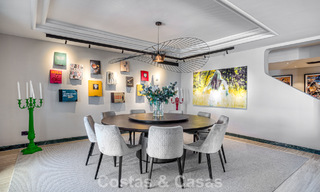 Lujoso ático con vistas al mar en venta en una comunidad cerrada en la codiciada Milla de Oro de Marbella 778603 