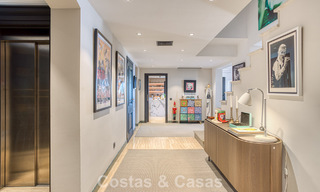 Lujoso ático con vistas al mar en venta en una comunidad cerrada en la codiciada Milla de Oro de Marbella 778609 