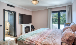 Lujoso ático con vistas al mar en venta en una comunidad cerrada en la codiciada Milla de Oro de Marbella 778610 