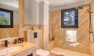 Lujoso ático con vistas al mar en venta en una comunidad cerrada en la codiciada Milla de Oro de Marbella 778611 