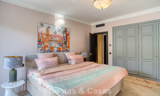 Lujoso ático con vistas al mar en venta en una comunidad cerrada en la codiciada Milla de Oro de Marbella 778612 