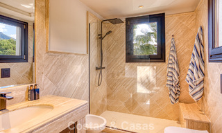 Lujoso ático con vistas al mar en venta en una comunidad cerrada en la codiciada Milla de Oro de Marbella 778615 