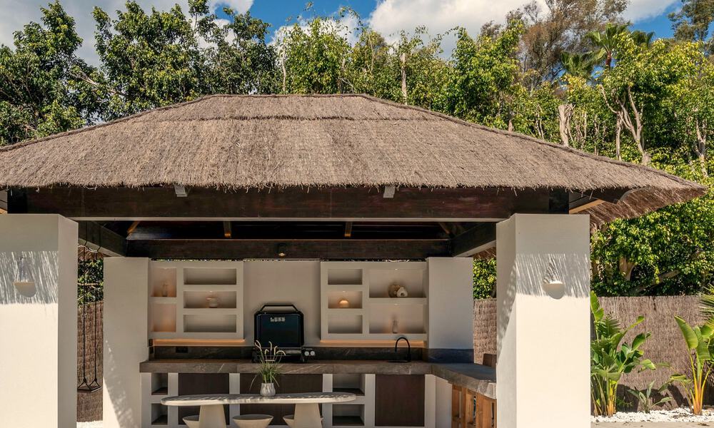Villa de lujo contemporánea renovada y lista para entrar a vivir en venta en el corazón del Valle del Golf de Nueva Andalucía, Marbella 778816