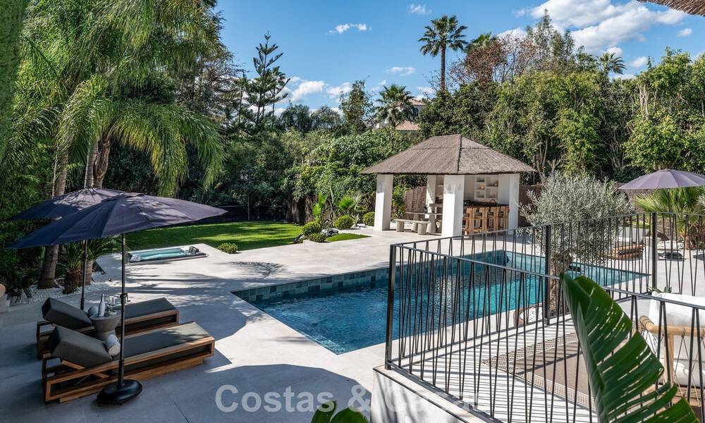 Villa de lujo contemporánea renovada y lista para entrar a vivir en venta en el corazón del Valle del Golf de Nueva Andalucía, Marbella 778828