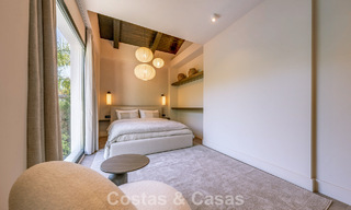 Villa de lujo contemporánea renovada y lista para entrar a vivir en venta en el corazón del Valle del Golf de Nueva Andalucía, Marbella 778852 