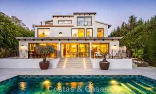 Villa de lujo contemporánea renovada y lista para entrar a vivir en venta en el corazón del Valle del Golf de Nueva Andalucía, Marbella 796774 