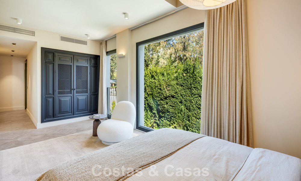Villa de lujo contemporánea renovada y lista para entrar a vivir en venta en el corazón del Valle del Golf de Nueva Andalucía, Marbella 796793