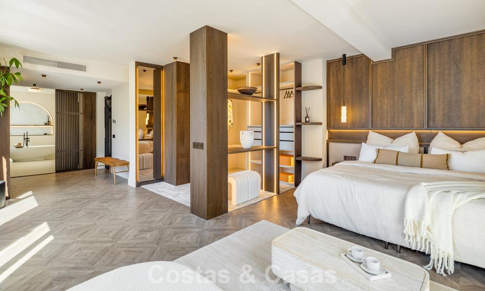 Villa de lujo contemporánea renovada y lista para entrar a vivir en venta en el corazón del Valle del Golf de Nueva Andalucía, Marbella 796797