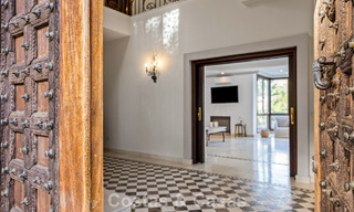 Lujosa villa con arquitectura única en venta rodeada de campos de golf en Benahavis - Marbella 778871 