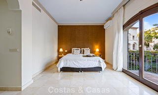 Lujosa villa con arquitectura única en venta rodeada de campos de golf en Benahavis - Marbella 778878 