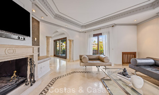 Lujosa villa con arquitectura única en venta rodeada de campos de golf en Benahavis - Marbella 778885 