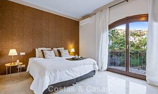 Lujosa villa con arquitectura única en venta rodeada de campos de golf en Benahavis - Marbella 778889 