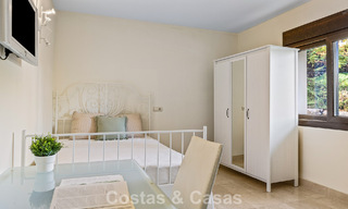 Lujosa villa con arquitectura única en venta rodeada de campos de golf en Benahavis - Marbella 778898 