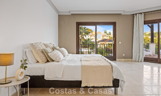 Lujosa villa con arquitectura única en venta rodeada de campos de golf en Benahavis - Marbella 778900 