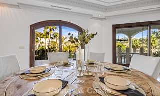 Lujosa villa con arquitectura única en venta rodeada de campos de golf en Benahavis - Marbella 778909 