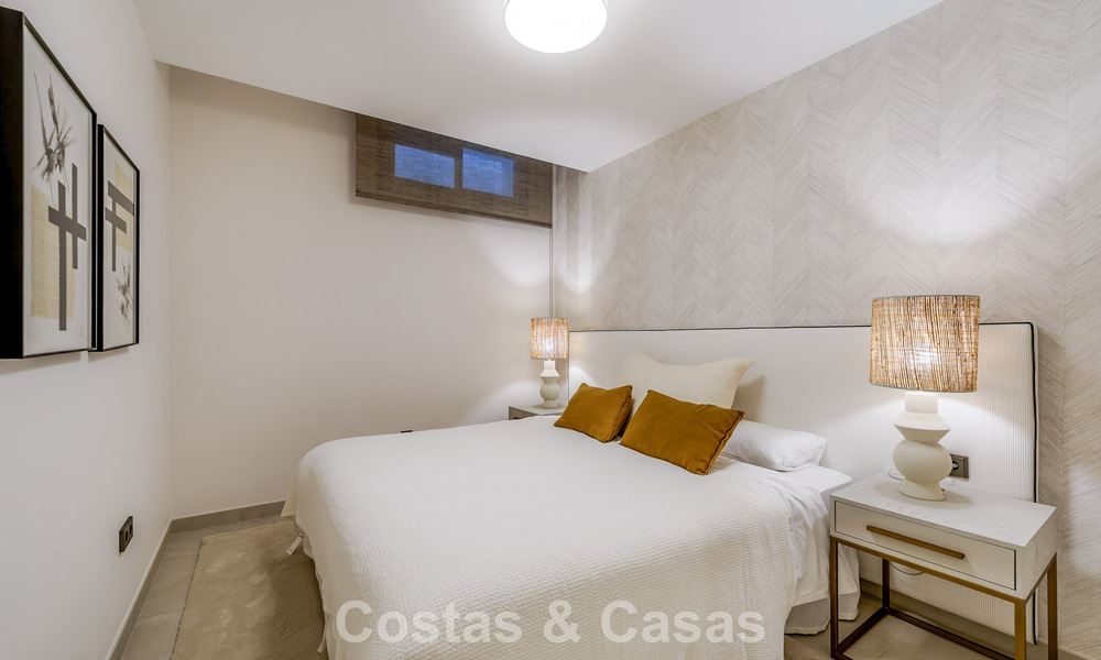 Casa de lujo lista para entrar a vivir en venta a poca distancia de la playa y Puerto Banús, Marbella 779231