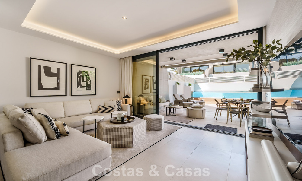 Casa de lujo lista para entrar a vivir en venta a poca distancia de la playa y Puerto Banús, Marbella 779240