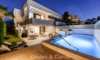 Casa de lujo lista para entrar a vivir en venta a poca distancia de la playa y Puerto Banús, Marbella 779254 