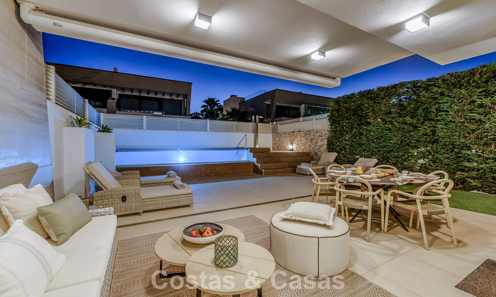 Casa de lujo lista para entrar a vivir en venta a poca distancia de la playa y Puerto Banús, Marbella 779255