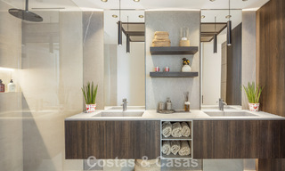 Villa de lujo modernista a estrenar en venta en la exclusiva zona residencial cerrada de La Quinta, Marbella - Benahavis 779001 