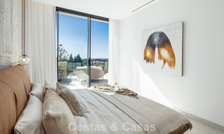 Villa de lujo modernista a estrenar en venta en la exclusiva zona residencial cerrada de La Quinta, Marbella - Benahavis 779003 