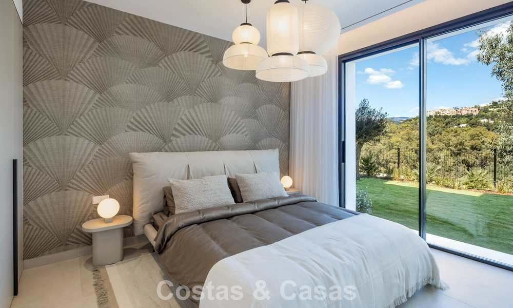 Villa de lujo modernista a estrenar en venta en la exclusiva zona residencial cerrada de La Quinta, Marbella - Benahavis 779012