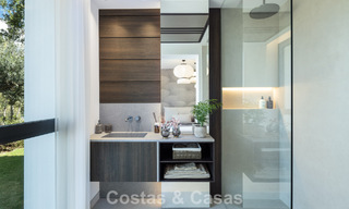 Villa de lujo modernista a estrenar en venta en la exclusiva zona residencial cerrada de La Quinta, Marbella - Benahavis 779013 