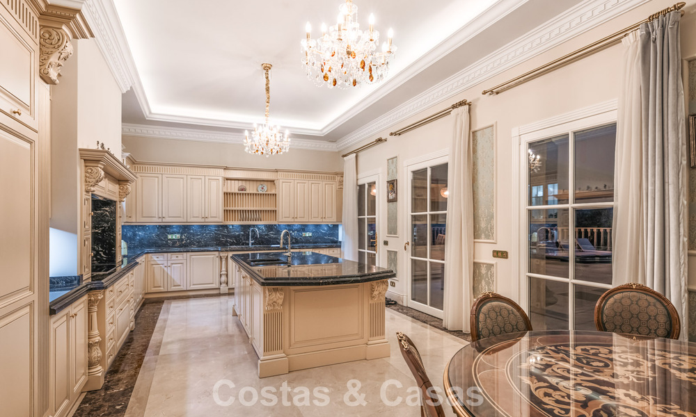 Impresionante palacio presidencial en venta en la prestigiosa comunidad cerrada de Sierra Blanca en Marbella 779307
