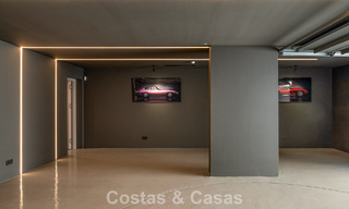 Villa de lujo moderna lista para entrar a vivir en venta a solo unos pasos de la playa en la codiciada Milla de Oro de Marbella 779394 