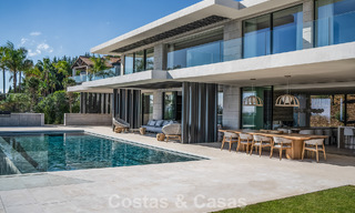 Nueva y sofisticada villa de lujo en venta en una comunidad privada y cerrada 24/7 en Sotogrande, Costa del Sol 779276 