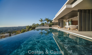 Nueva y sofisticada villa de lujo en venta en una comunidad privada y cerrada 24/7 en Sotogrande, Costa del Sol 779282 