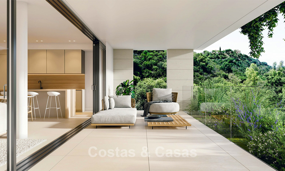 Casas sobre plano, energéticamente eficientes, en venta en las verdes colinas de Elviria, al este del centro de Marbella 779360