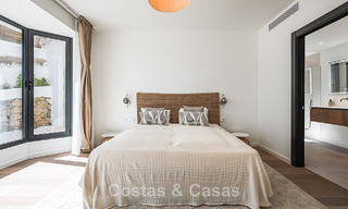 Prestigiosa villa reformada en venta en la cotizada urbanización cerrada de El Madroñal en Marbella - Benahavis 779519 