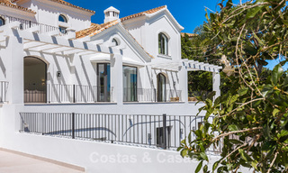 Prestigiosa villa reformada en venta en la cotizada urbanización cerrada de El Madroñal en Marbella - Benahavis 779528 