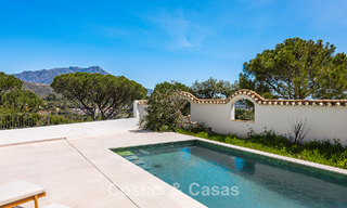 Prestigiosa villa reformada en venta en la cotizada urbanización cerrada de El Madroñal en Marbella - Benahavis 779529 