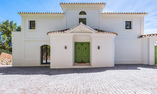 Prestigiosa villa reformada en venta en la cotizada urbanización cerrada de El Madroñal en Marbella - Benahavis 779536 