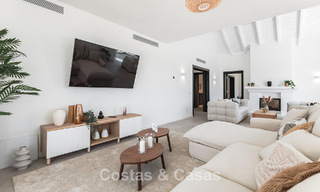 Prestigiosa villa reformada en venta en la cotizada urbanización cerrada de El Madroñal en Marbella - Benahavis 779555 