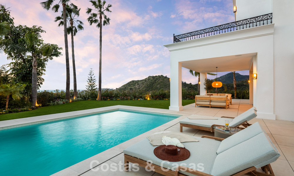 Villa de lujosa arquitectura mediterránea en venta, junto al campo de golf en Marbella - Benahavis 779634