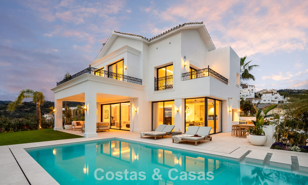 Villa de lujosa arquitectura mediterránea en venta, junto al campo de golf en Marbella - Benahavis 779636